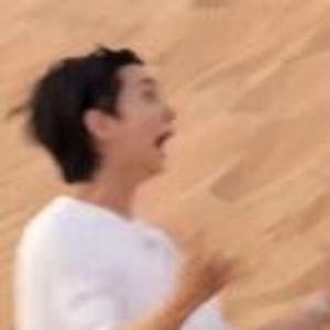 李雅萱