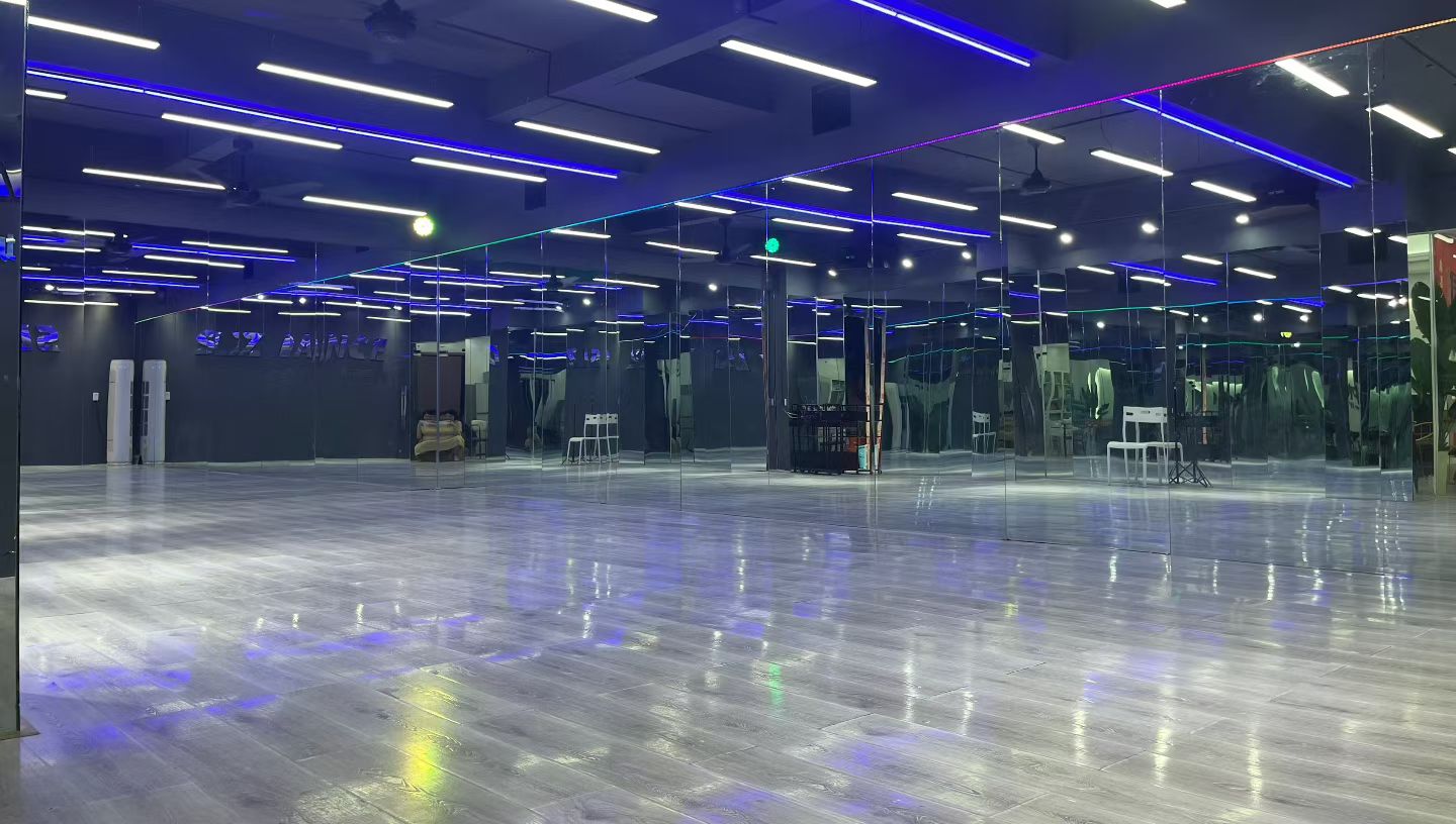 MR.LZ灵子舞蹈【普宁商品城店】 - 普宁店