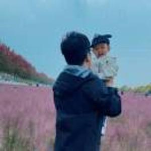 一只剑走偏锋的猴子